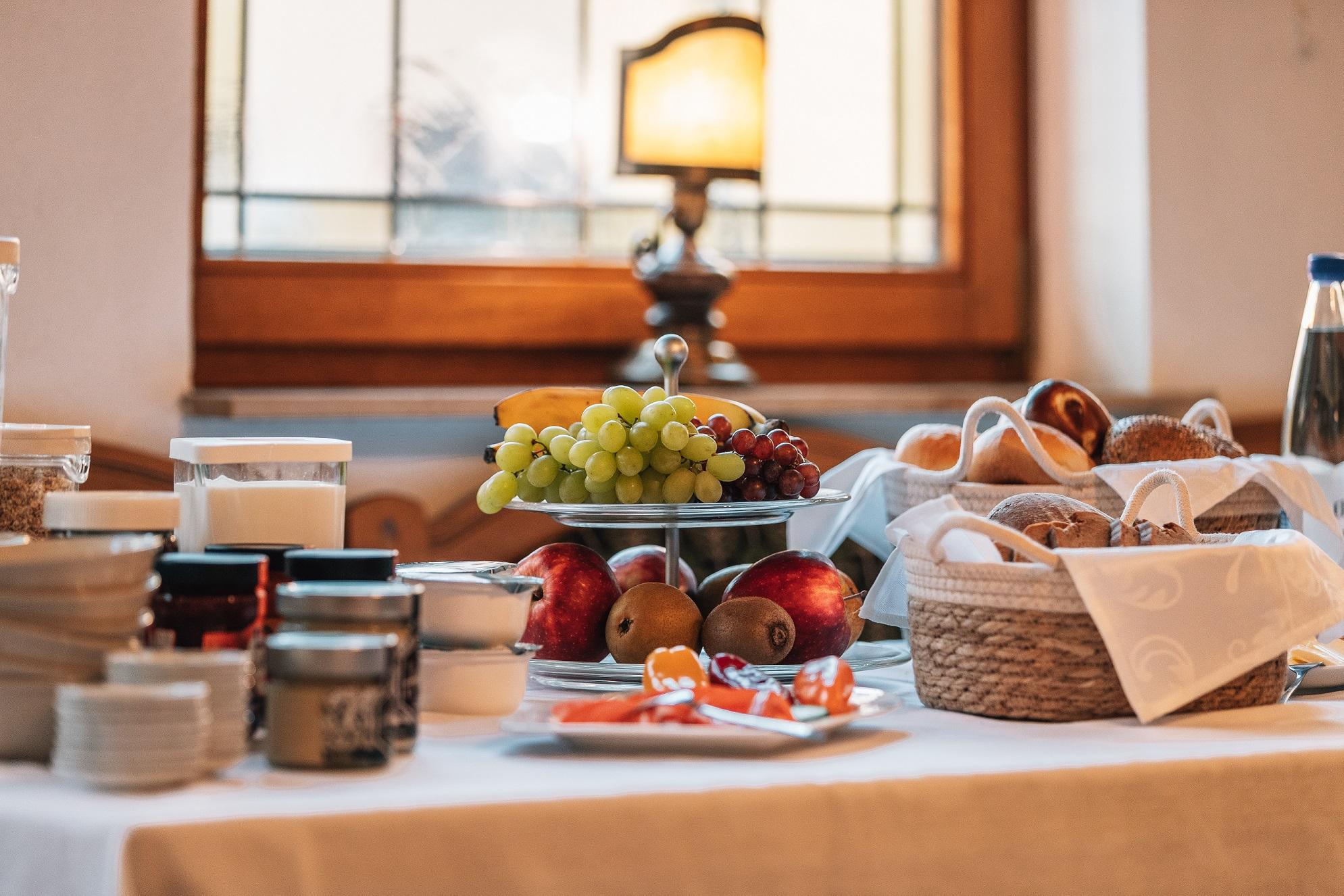 Hotel Krone Tauberrettersheim ภายนอก รูปภาพ
