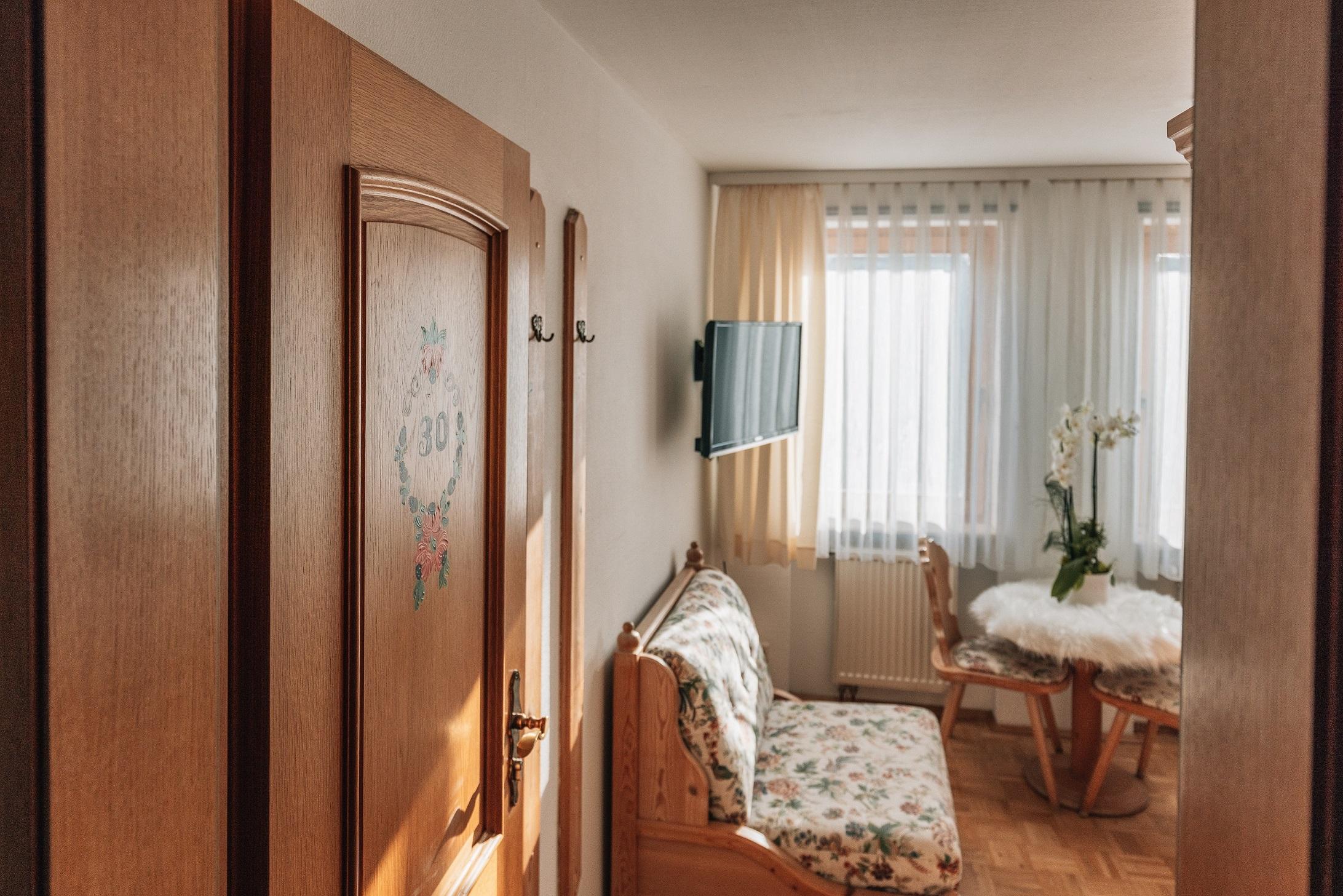 Hotel Krone Tauberrettersheim ภายนอก รูปภาพ