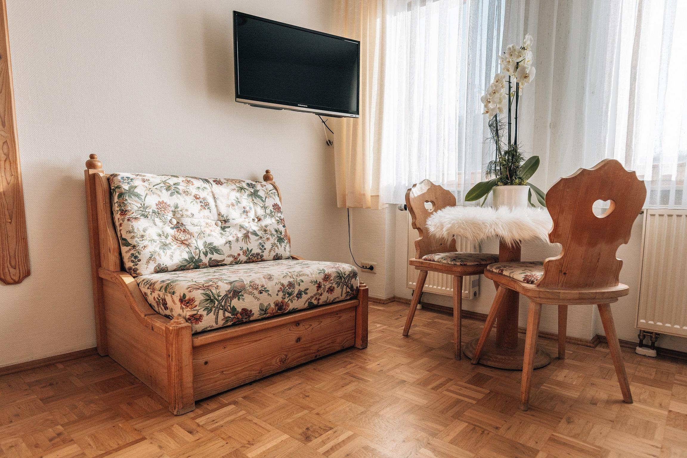 Hotel Krone Tauberrettersheim ภายนอก รูปภาพ